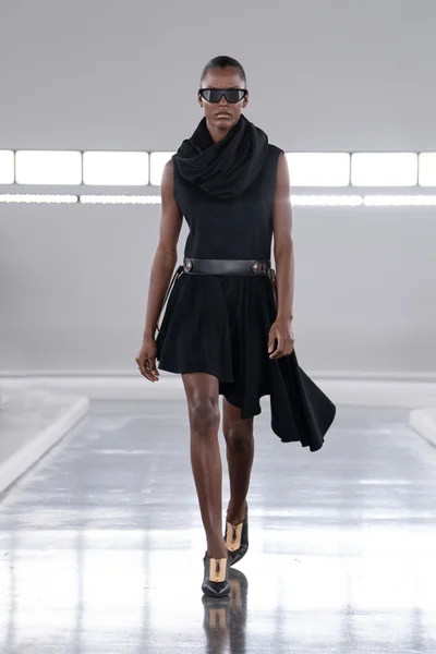 Look 44